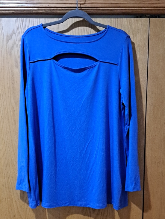 Soft Surroundings Tops - Soft Surroundings Periwinkle Modal Knit Long Sleeve With Keyhole Cut-Out Detail
